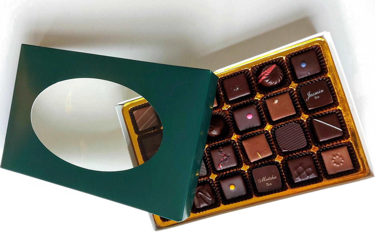 Boite verte de 24 chocolats assortis