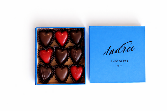 Box of 4 chocolate hearts