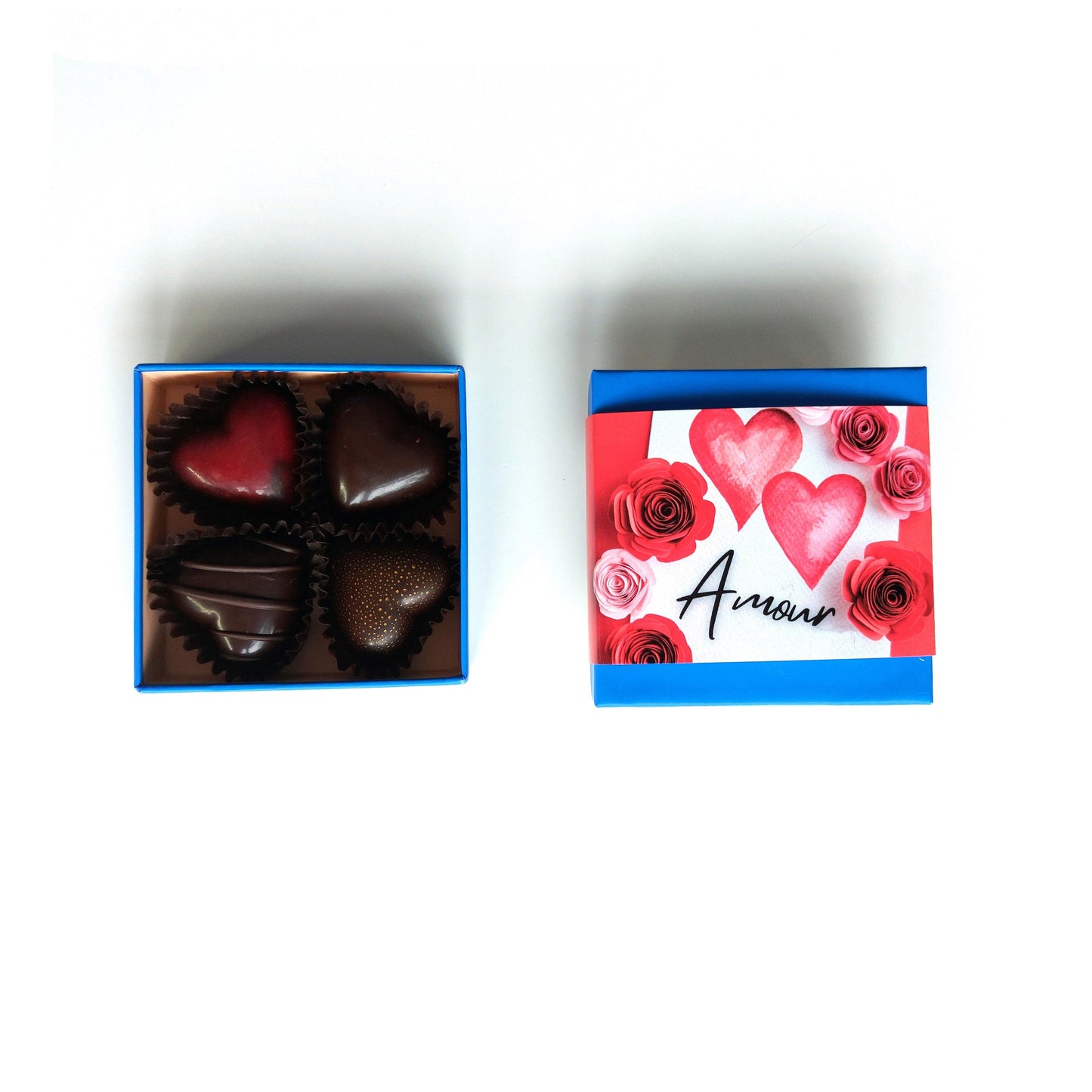 Box of 4 chocolate hearts