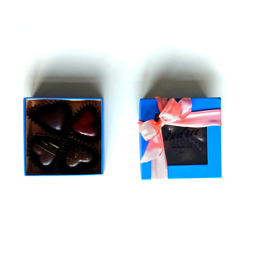 Box of 4 vegan chocolate hearts